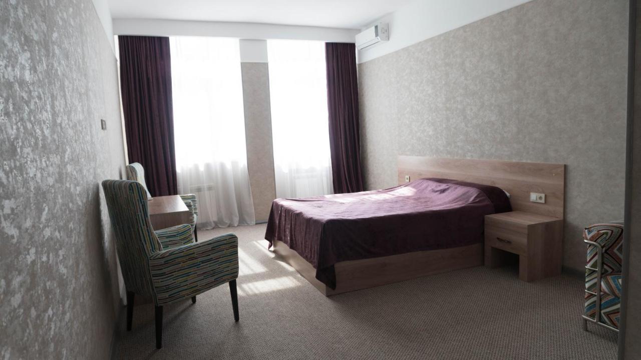 Artastana Hotel Bagian luar foto